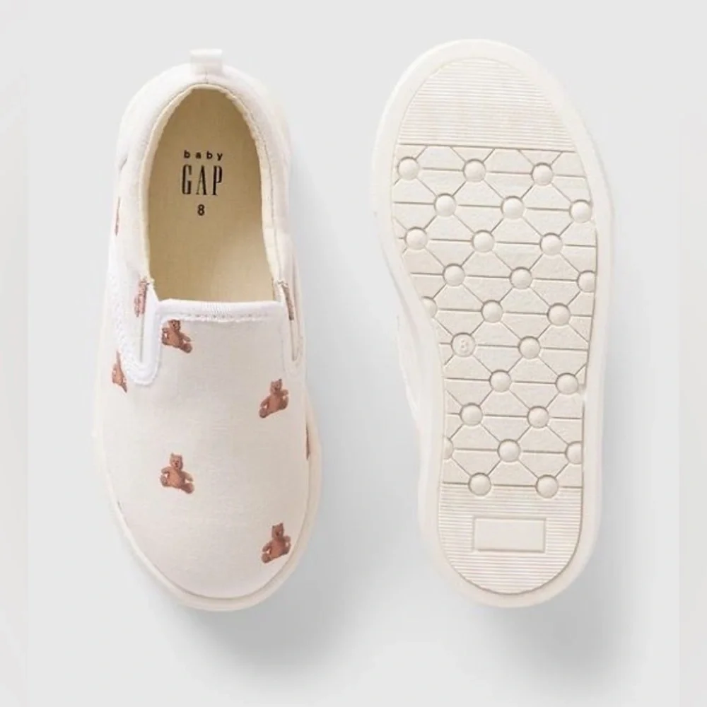GAP Kids White Slip-On Sneakers with Bear Print